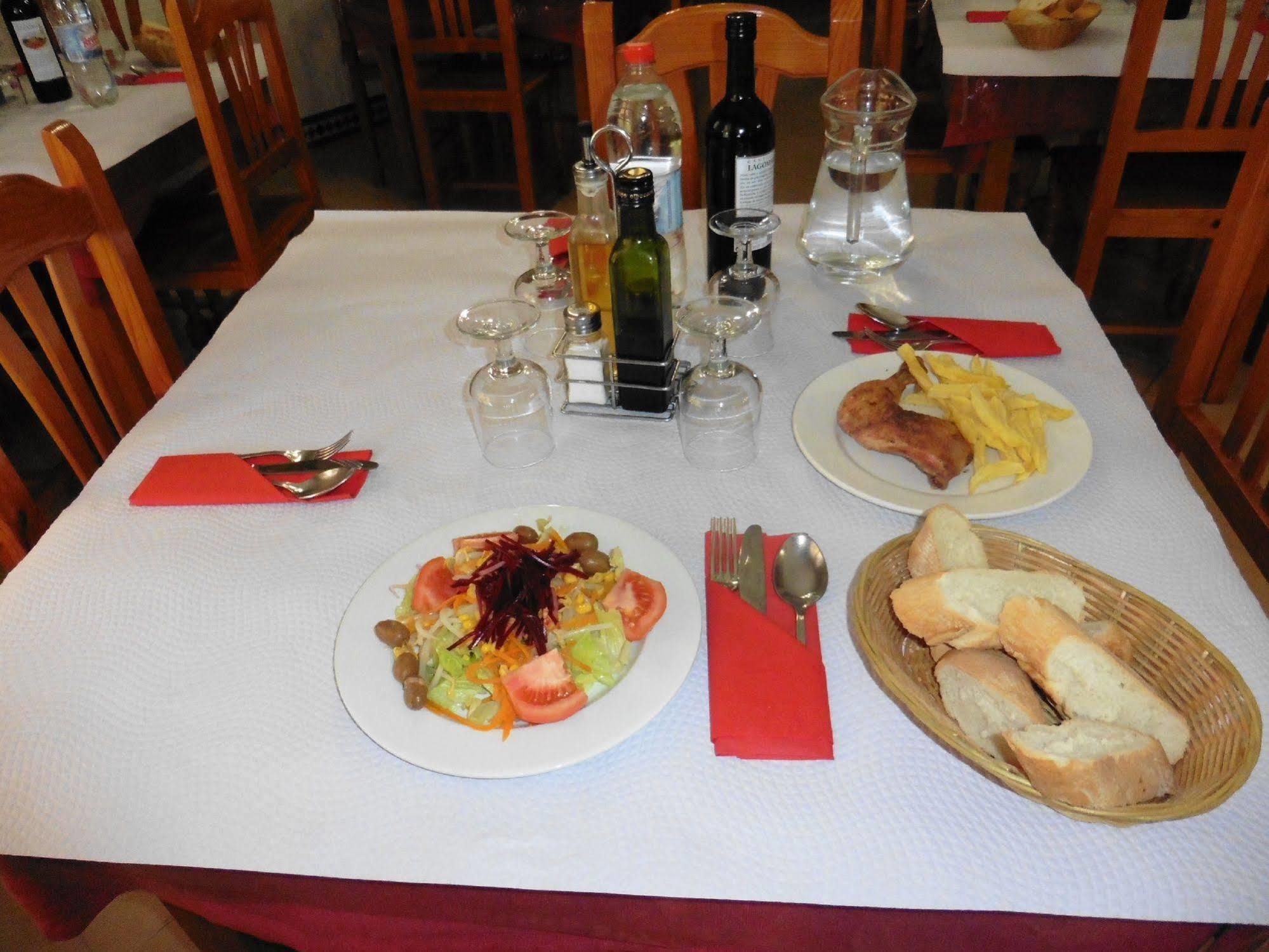 Hostal Rural Montual Los Baños المظهر الخارجي الصورة