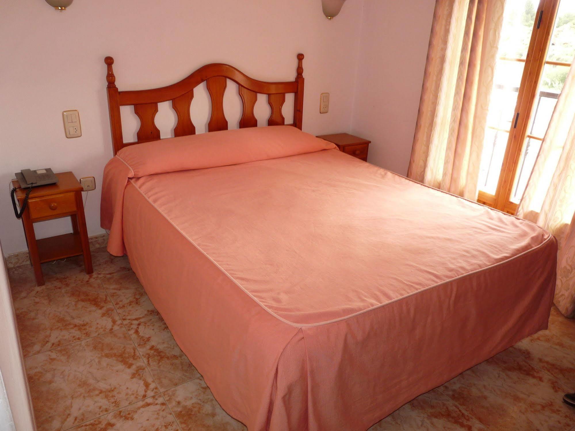 Hostal Rural Montual Los Baños المظهر الخارجي الصورة