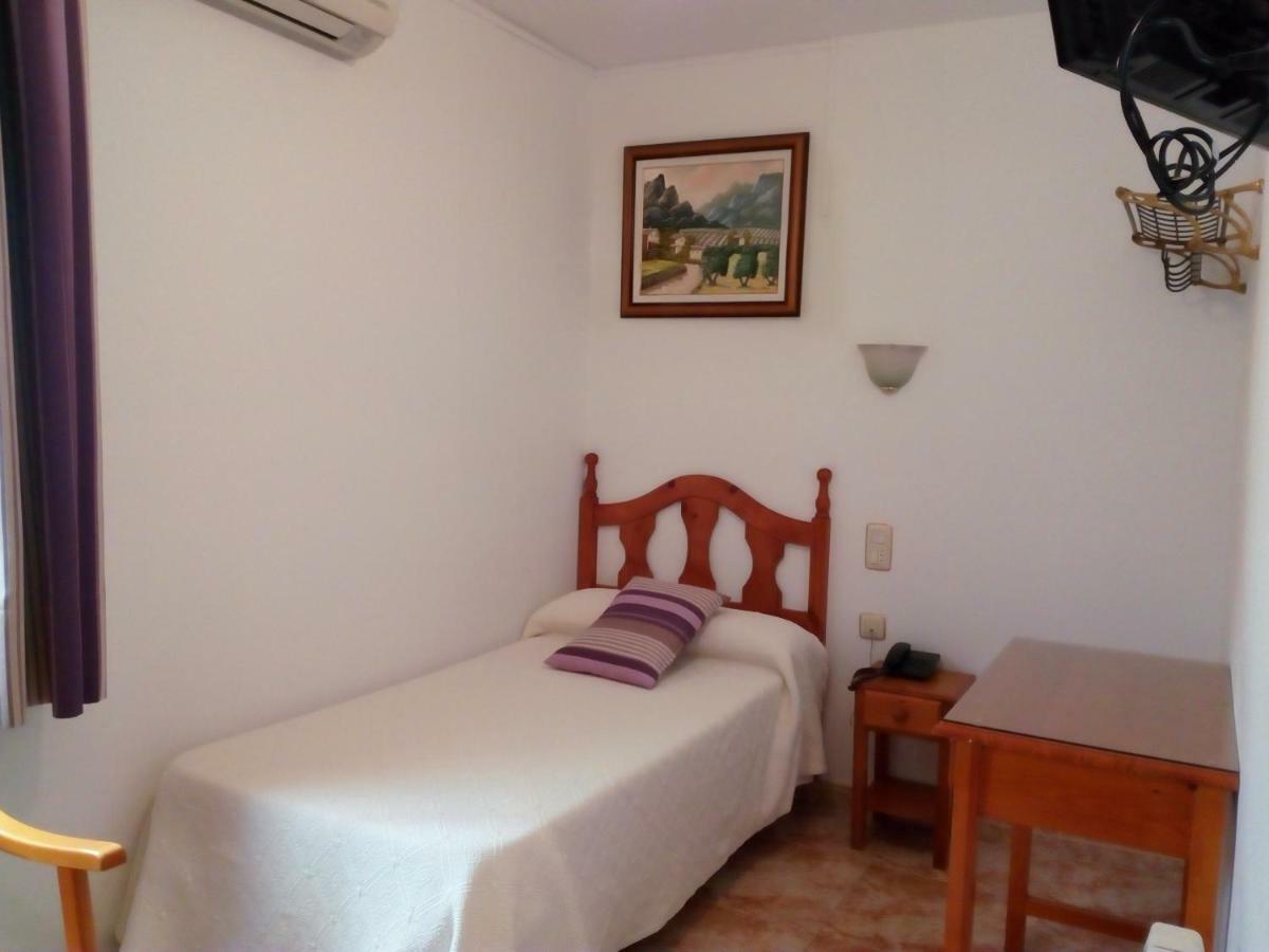 Hostal Rural Montual Los Baños المظهر الخارجي الصورة